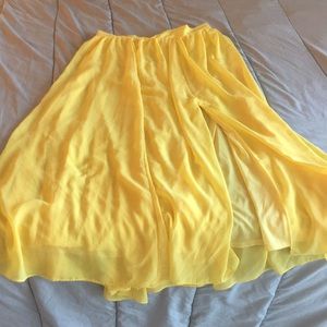 Long yellow maxi skirt